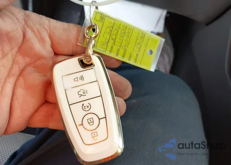 2024 Lincoln Aviator Reserve from USA, damaged, VIN 5LM5J7WCXRGL01286